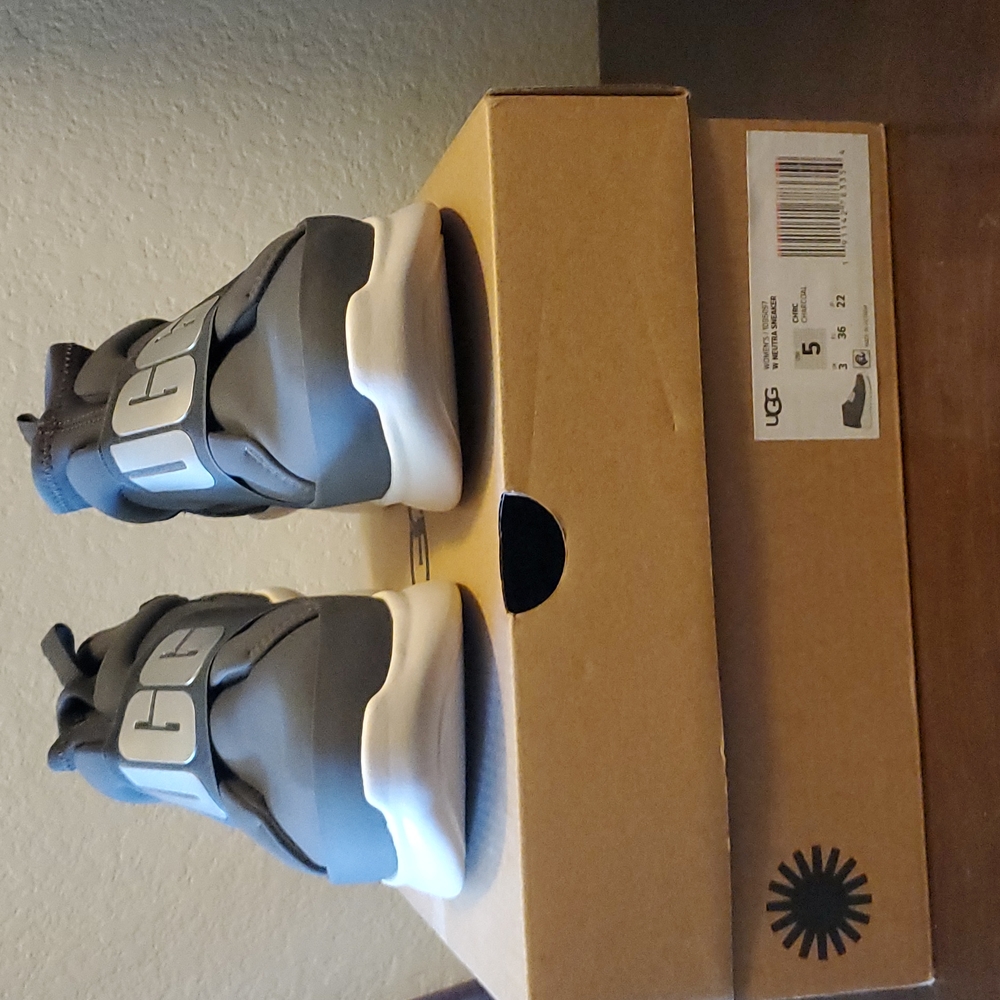 UGG Neutra Sneaker